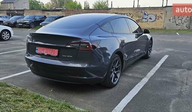 Сірий Тесла Модель 3, об'ємом двигуна 0 л та пробігом 60 тис. км за 15499 $, фото 6 на Automoto.ua
