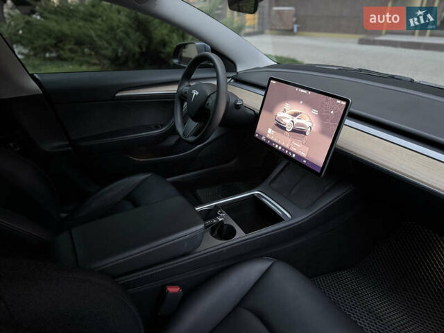 Сірий Тесла Модель 3, об'ємом двигуна 0 л та пробігом 28 тис. км за 23900 $, фото 30 на Automoto.ua