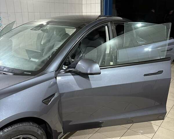 Сірий Тесла Модель 3, об'ємом двигуна 0 л та пробігом 22 тис. км за 23000 $, фото 2 на Automoto.ua