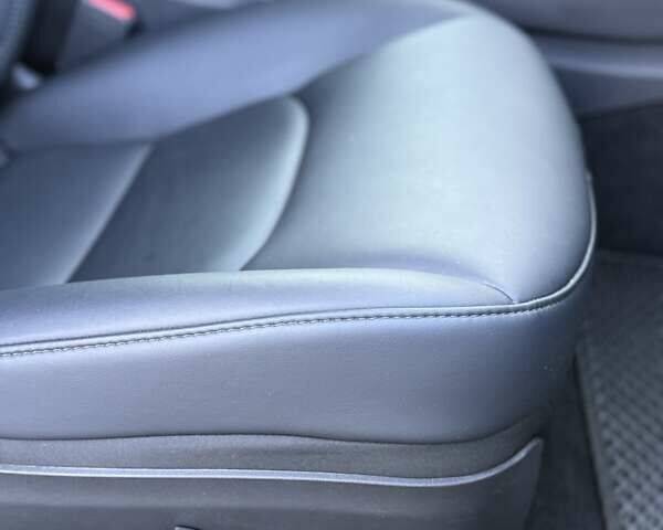 Сірий Тесла Модель 3, об'ємом двигуна 0 л та пробігом 92 тис. км за 21800 $, фото 58 на Automoto.ua