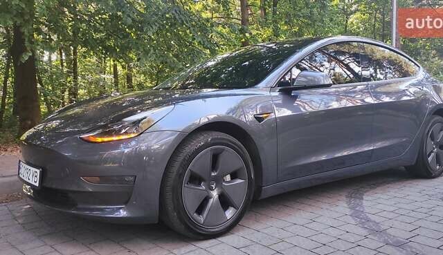 Сірий Тесла Модель 3, об'ємом двигуна 0 л та пробігом 18 тис. км за 26000 $, фото 49 на Automoto.ua