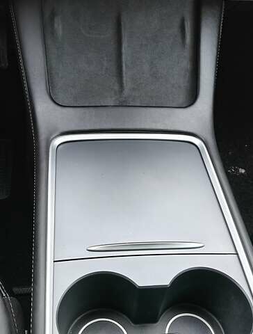 Сірий Тесла Модель 3, об'ємом двигуна 0 л та пробігом 9 тис. км за 24000 $, фото 52 на Automoto.ua