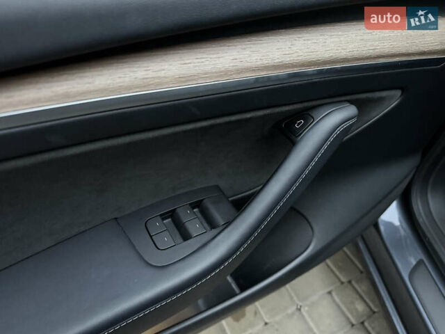 Сірий Тесла Модель 3, об'ємом двигуна 0 л та пробігом 28 тис. км за 23900 $, фото 26 на Automoto.ua