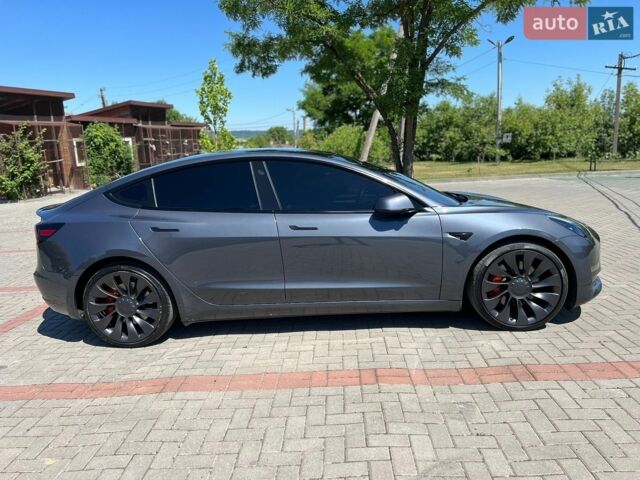 Сірий Тесла Модель 3, об'ємом двигуна 0 л та пробігом 38 тис. км за 23500 $, фото 2 на Automoto.ua