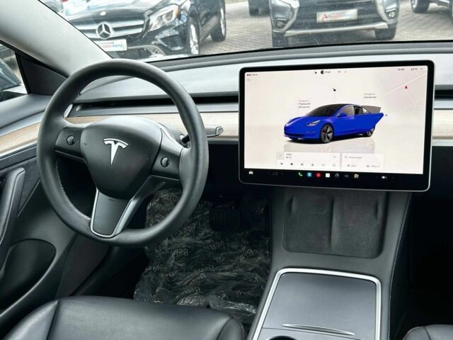 Серый Тесла Модель 3, объемом двигателя 6.3 л и пробегом 11 тыс. км за 20400 $, фото 11 на Automoto.ua