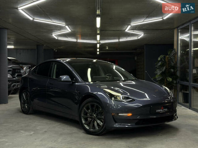 Серый Тесла Модель 3, объемом двигателя 0 л и пробегом 88 тыс. км за 20900 $, фото 1 на Automoto.ua