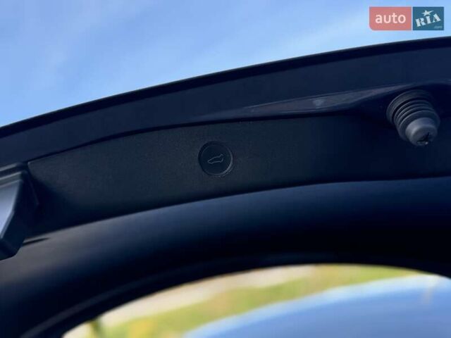 Сірий Тесла Модель 3, об'ємом двигуна 0 л та пробігом 90 тис. км за 21999 $, фото 83 на Automoto.ua