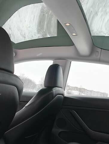 Сірий Тесла Модель 3, об'ємом двигуна 0 л та пробігом 9 тис. км за 24000 $, фото 56 на Automoto.ua