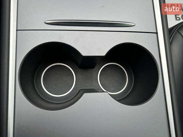 Сірий Тесла Модель 3, об'ємом двигуна 0 л та пробігом 17 тис. км за 26999 $, фото 17 на Automoto.ua