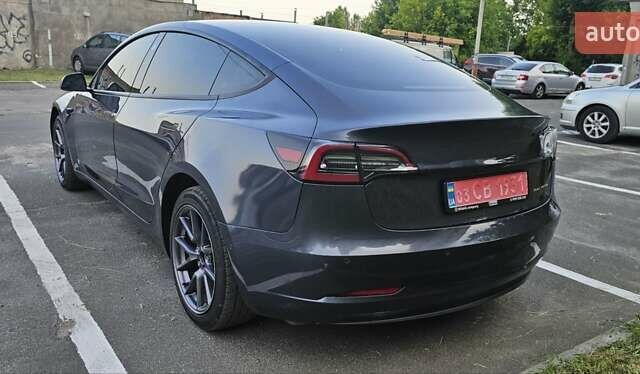 Сірий Тесла Модель 3, об'ємом двигуна 0 л та пробігом 60 тис. км за 15499 $, фото 5 на Automoto.ua