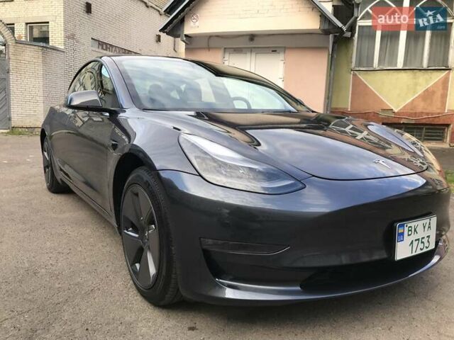 Сірий Тесла Модель 3, об'ємом двигуна 0 л та пробігом 8 тис. км за 20500 $, фото 12 на Automoto.ua