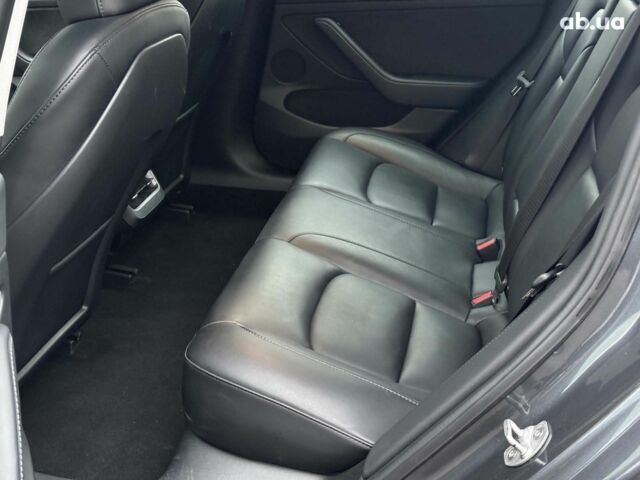 Серый Тесла Модель 3, объемом двигателя 0 л и пробегом 39 тыс. км за 23290 $, фото 17 на Automoto.ua