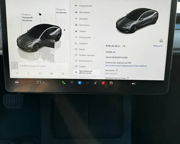 Серый Тесла Модель 3, объемом двигателя 0 л и пробегом 55 тыс. км за 23500 $, фото 10 на Automoto.ua