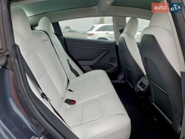 Сірий Тесла Модель 3, об'ємом двигуна 0 л та пробігом 24 тис. км за 7600 $, фото 10 на Automoto.ua