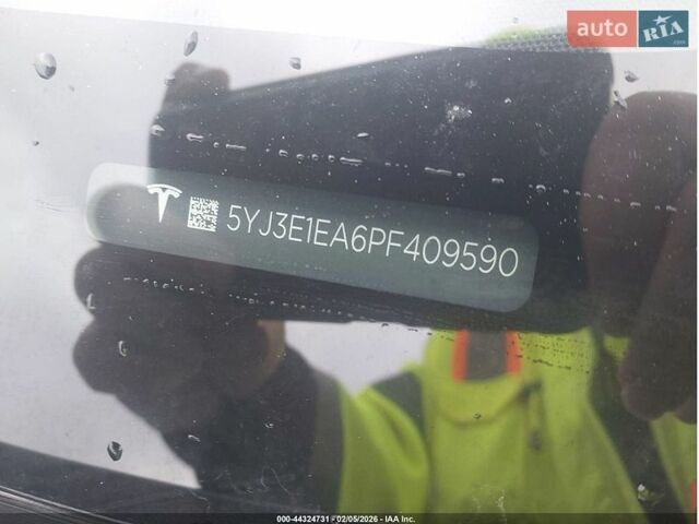 Серый Тесла Модель 3, объемом двигателя 0 л и пробегом 123 тыс. км за 14999 $, фото 10 на Automoto.ua