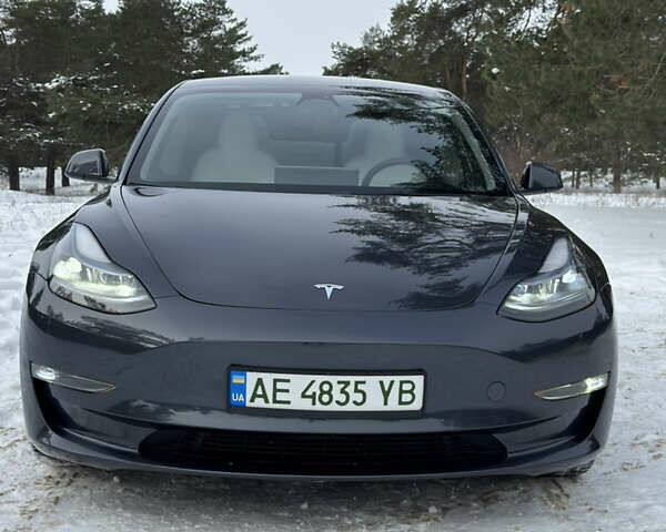 Сірий Тесла Модель 3, об'ємом двигуна 0 л та пробігом 37 тис. км за 22500 $, фото 1 на Automoto.ua