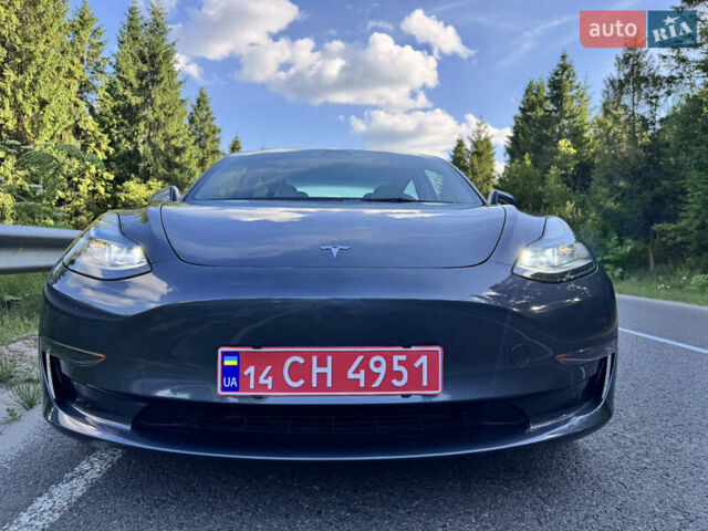 Серый Тесла Модель 3, объемом двигателя 0 л и пробегом 40 тыс. км за 24500 $, фото 12 на Automoto.ua