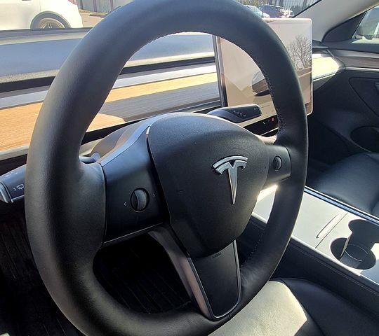 Сірий Тесла Модель 3, об'ємом двигуна 0.38 л та пробігом 53 тис. км за 20000 $, фото 5 на Automoto.ua