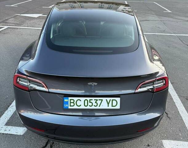 Сірий Тесла Модель 3, об'ємом двигуна 0 л та пробігом 39 тис. км за 21500 $, фото 4 на Automoto.ua