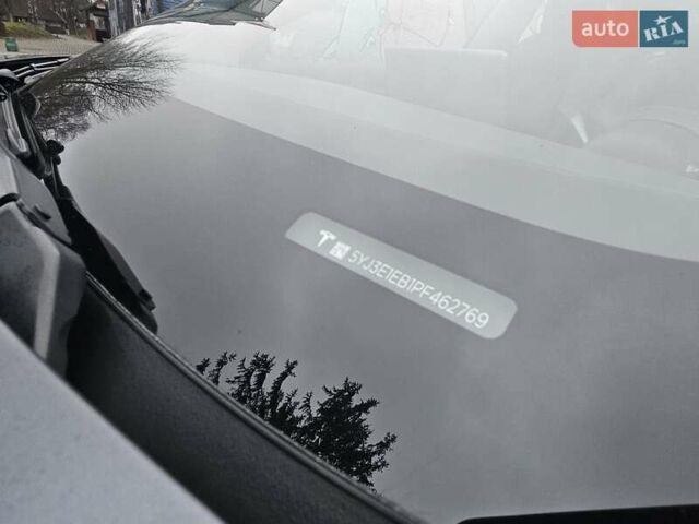 Серый Тесла Модель 3, объемом двигателя 0 л и пробегом 39 тыс. км за 22550 $, фото 26 на Automoto.ua