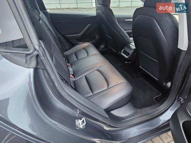 Серый Тесла Модель 3, объемом двигателя 0 л и пробегом 39 тыс. км за 22550 $, фото 15 на Automoto.ua