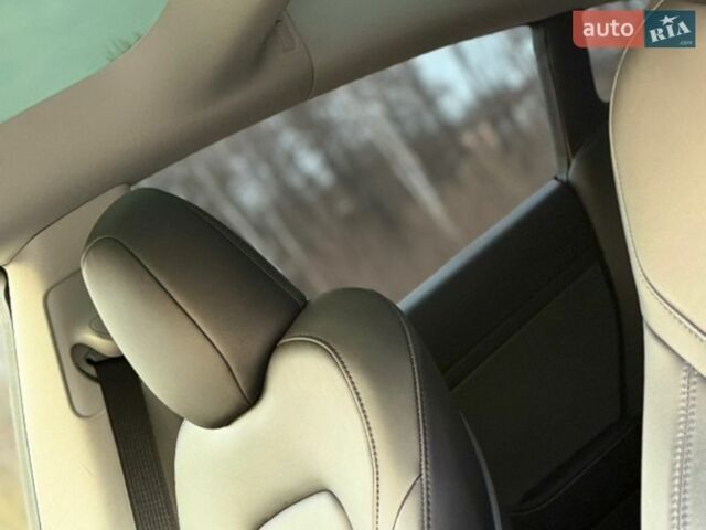 Серый Тесла Модель 3, объемом двигателя 0 л и пробегом 42 тыс. км за 19500 $, фото 75 на Automoto.ua