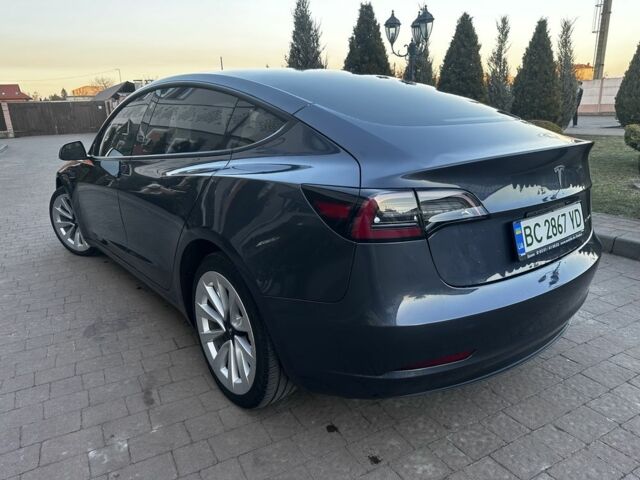 Серый Тесла Модель 3, объемом двигателя 0 л и пробегом 160 тыс. км за 19900 $, фото 3 на Automoto.ua
