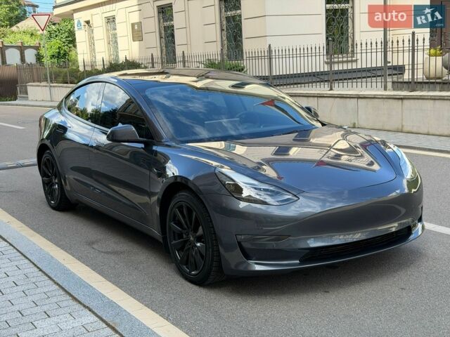 Сірий Тесла Модель 3, об'ємом двигуна 0 л та пробігом 88 тис. км за 23500 $, фото 2 на Automoto.ua