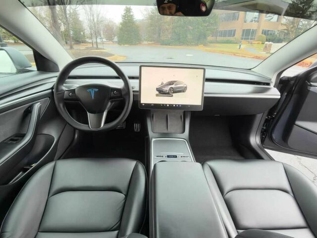 Серый Тесла Модель 3, объемом двигателя 0 л и пробегом 29 тыс. км за 10400 $, фото 10 на Automoto.ua