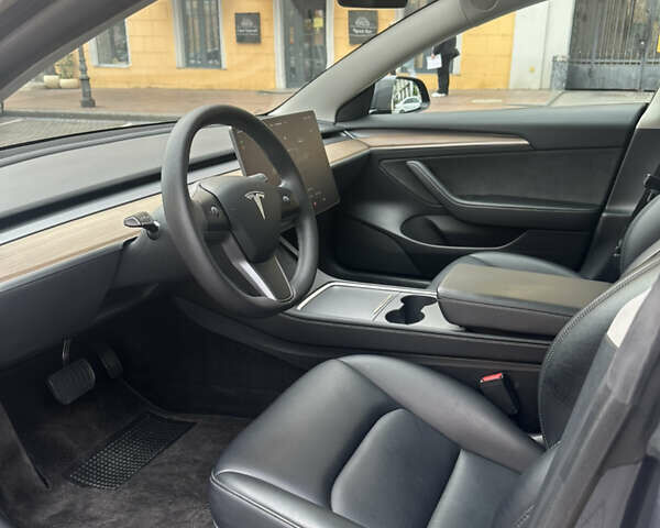 Серый Тесла Модель 3, объемом двигателя 0 л и пробегом 32 тыс. км за 24900 $, фото 13 на Automoto.ua