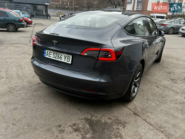 Серый Тесла Модель 3, объемом двигателя 0 л и пробегом 19 тыс. км за 24500 $, фото 9 на Automoto.ua