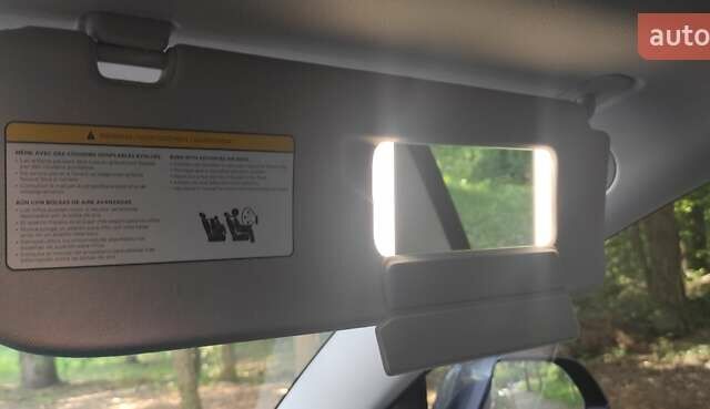 Сірий Тесла Модель 3, об'ємом двигуна 0 л та пробігом 18 тис. км за 26000 $, фото 29 на Automoto.ua