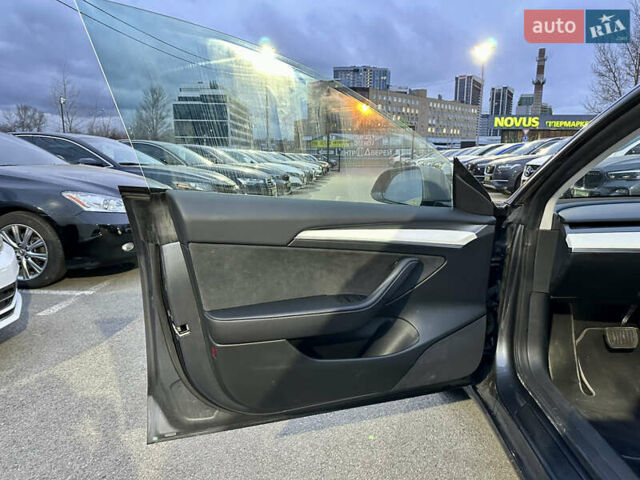 Сірий Тесла Модель 3, об'ємом двигуна 0 л та пробігом 28 тис. км за 26999 $, фото 19 на Automoto.ua