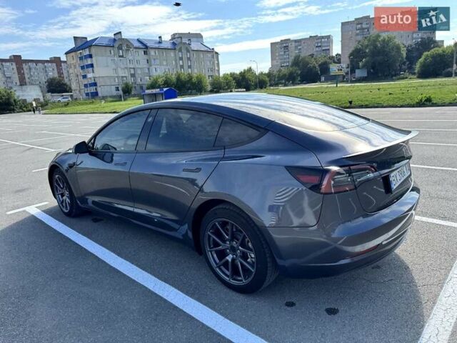 Серый Тесла Модель 3, объемом двигателя 0 л и пробегом 41 тыс. км за 22000 $, фото 8 на Automoto.ua