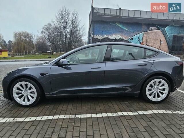 Серый Тесла Модель 3, объемом двигателя 0 л и пробегом 39 тыс. км за 22550 $, фото 11 на Automoto.ua