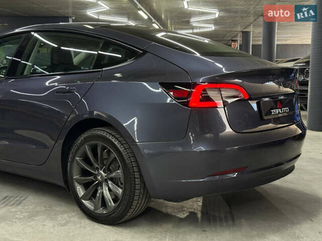 Сірий Тесла Модель 3, об'ємом двигуна 0 л та пробігом 80 тис. км за 23000 $, фото 8 на Automoto.ua
