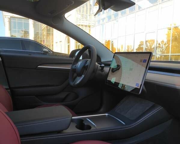 Сірий Тесла Модель 3, об'ємом двигуна 0 л та пробігом 3 тис. км за 32000 $, фото 15 на Automoto.ua