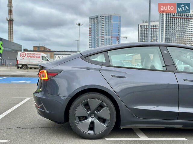 Сірий Тесла Модель 3, об'ємом двигуна 0 л та пробігом 28 тис. км за 26999 $, фото 5 на Automoto.ua