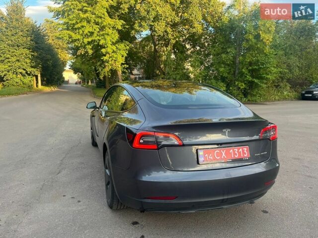 Серый Тесла Модель 3, объемом двигателя 0 л и пробегом 78 тыс. км за 22800 $, фото 6 на Automoto.ua