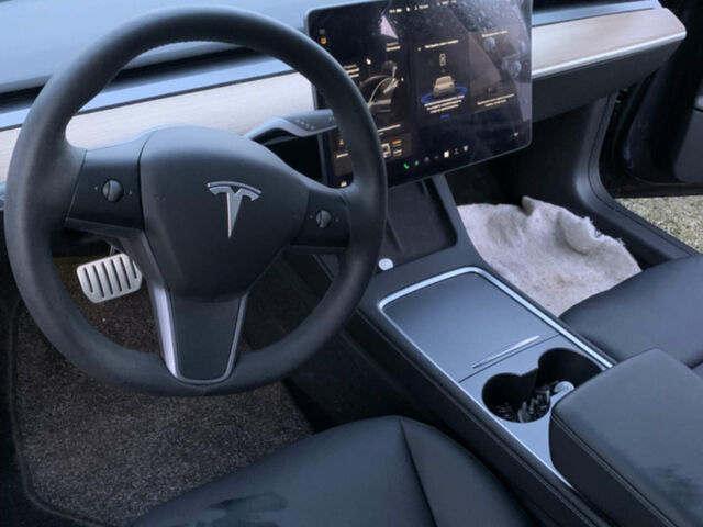 Сірий Тесла Модель 3, об'ємом двигуна 0 л та пробігом 26 тис. км за 31500 $, фото 6 на Automoto.ua