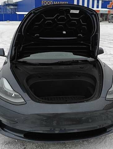 Сірий Тесла Модель 3, об'ємом двигуна 0 л та пробігом 9 тис. км за 24000 $, фото 24 на Automoto.ua