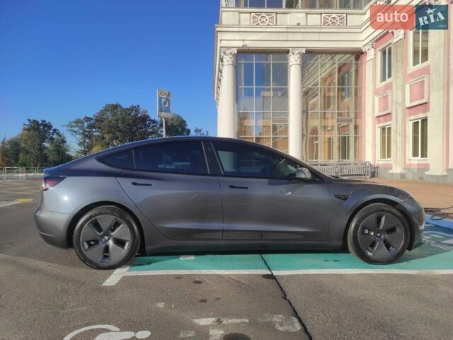 Сірий Тесла Модель 3, об'ємом двигуна 0 л та пробігом 3 тис. км за 26500 $, фото 4 на Automoto.ua