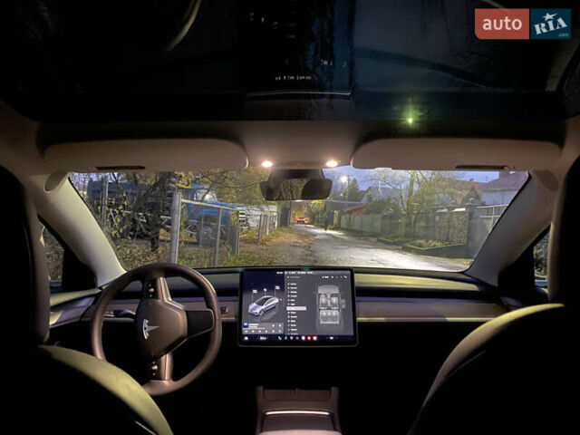 Серый Тесла Модель 3, объемом двигателя 0 л и пробегом 38 тыс. км за 25000 $, фото 7 на Automoto.ua