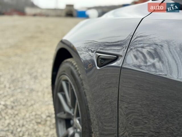 Серый Тесла Модель 3, объемом двигателя 0 л и пробегом 32 тыс. км за 21000 $, фото 20 на Automoto.ua