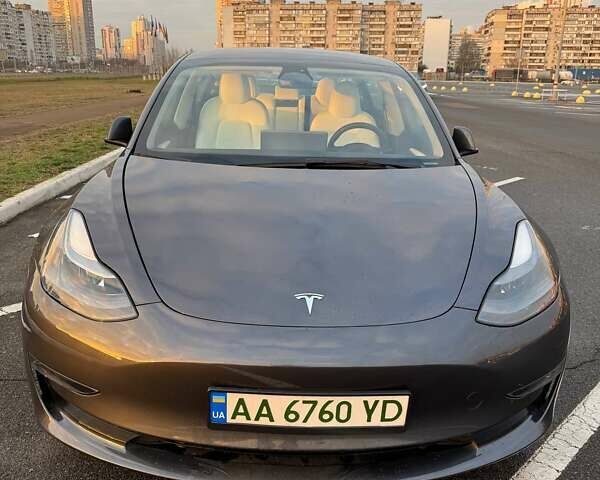 Сірий Тесла Модель 3, об'ємом двигуна 0 л та пробігом 28 тис. км за 29500 $, фото 7 на Automoto.ua