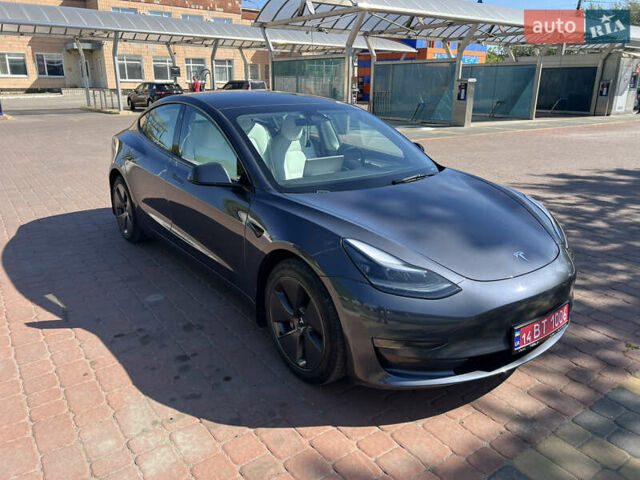 Серый Тесла Модель 3, объемом двигателя 0 л и пробегом 23 тыс. км за 22000 $, фото 2 на Automoto.ua