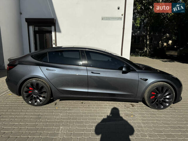 Сірий Тесла Модель 3, об'ємом двигуна 0 л та пробігом 48 тис. км за 25500 $, фото 6 на Automoto.ua