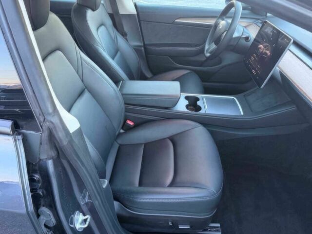 Сірий Тесла Модель 3, об'ємом двигуна 0 л та пробігом 21 тис. км за 4300 $, фото 8 на Automoto.ua