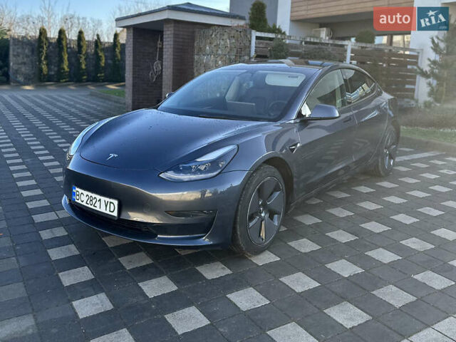 Серый Тесла Модель 3, объемом двигателя 0 л и пробегом 69 тыс. км за 18999 $, фото 10 на Automoto.ua
