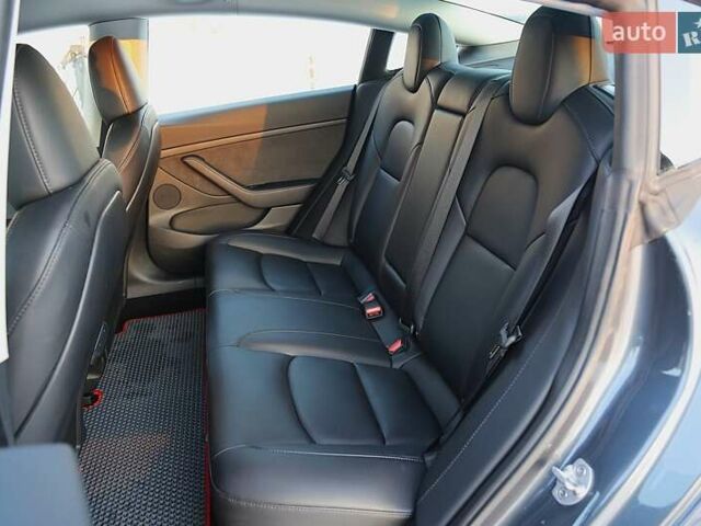 Сірий Тесла Модель 3, об'ємом двигуна 0 л та пробігом 43 тис. км за 24000 $, фото 9 на Automoto.ua